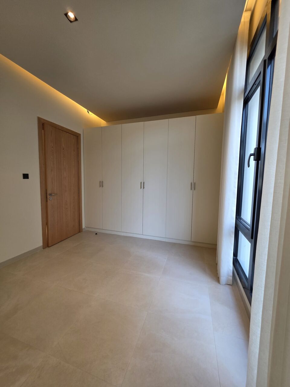 Kuwait City, Apartments, Flats, Houses & Villas, KWD 600/month,  2 BR,  For Rent To Families Only: Apartment In Jabriya