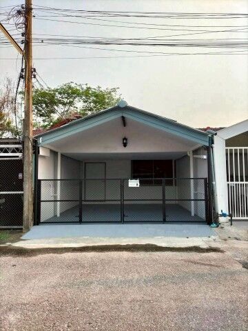 Bangkok, Real Estate For Sale, THB 1150000,  2 BR,  27 Sq. Feet,  San Sai Zone #Selling Below Appraised Price, Only 1.15 Million #San Na Meng Townhouse,