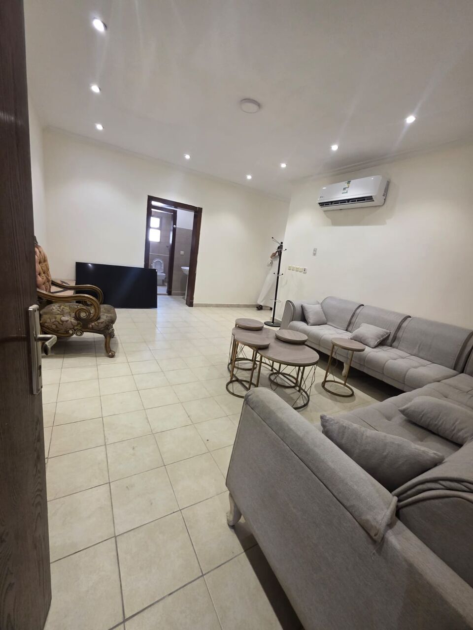 Khobar, Apartments, Flats, Houses & Villas, SAR 30000/year,  3 BR,  3 Bedrooms, A Hall,3 Bathrooms, A Kitchen,with Air Conditioners And All Home Item Includin