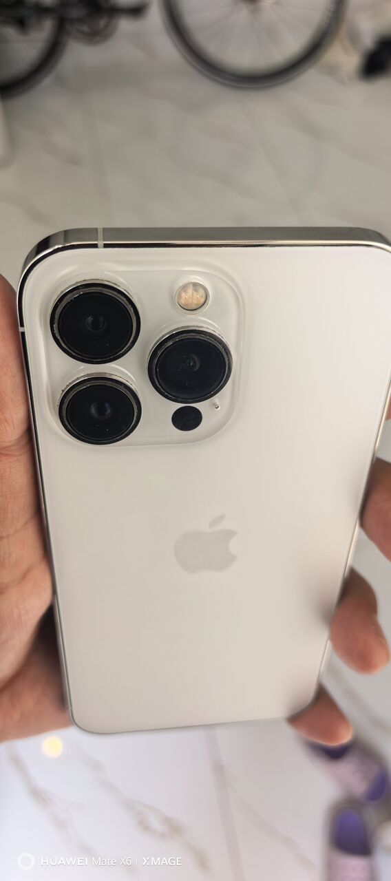 Al Malaz, Mobile Phones, SAR 1400,  Selling Used I Phone 13 Pro With Excellent Camera And Battery Health, 256 GB
