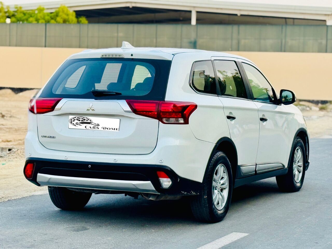 Hamala, Vehicles, Cars & Trucks , BHD 3400,  Mitsubishi Outlander,  2017,  Automatic,  182000 KM,
