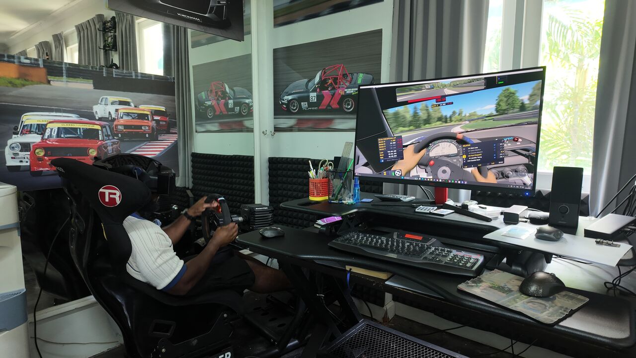 Bangkok, Training, Sim Racing & Flight Simulator Sessions &ndash; Boat Lagoon, Phuket