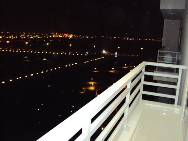 Busaiteen, Apartments, Flats, Houses & Villas, BHD 260/month,  Furnished,  3 BR,  200 Sq. Meter,  3 Br Pool Gym Balcony Furnsihed   2 Bathoom  High Floor