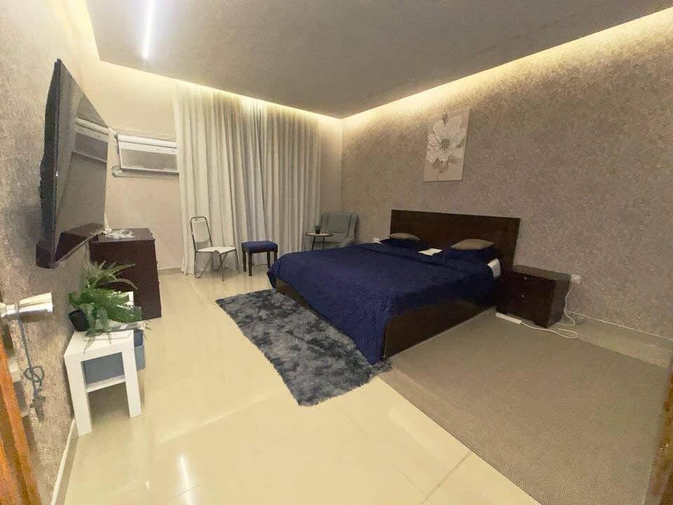 Adliya, Apartments, Flats, Houses & Villas, BHD 220/month,  1 BR,  Adliya:- Studio Fully-Furnished Flat On Rent With EWA.  📍Close To Ramada Hotel.  Bd 220