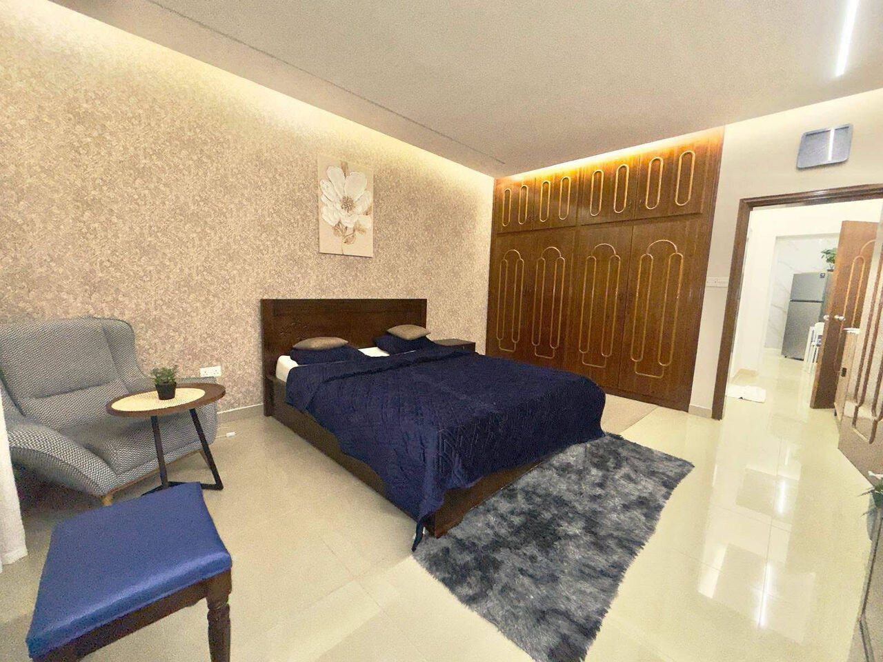 Adliya, Apartments, Flats, Houses & Villas, BHD 220/month,  1 BR,  Adliya:- Studio Fully-Furnished Flat On Rent With EWA.  📍Close To Ramada Hotel.  Bd 220
