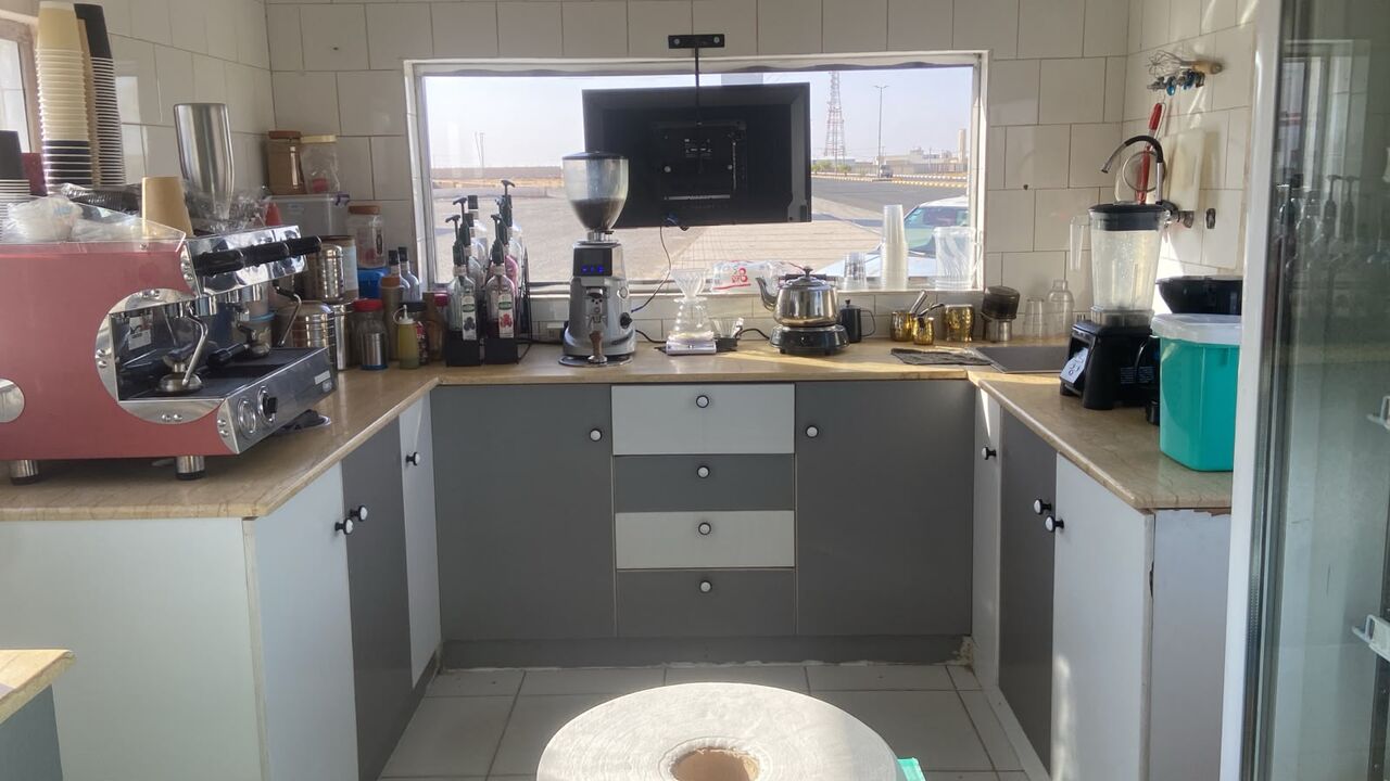 Buraidah, Materials, SAR 1,  Coffee Shops Machine And Materials