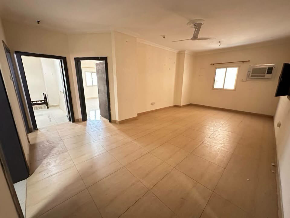 Gudaibiya, Apartments, Flats, Houses & Villas, BHD 210/month,  2 BR,  Gudaibiya :- 2BHK Unfurnished Flat On Rent With Only A/Cs . Close To Shura Council. Bd 210