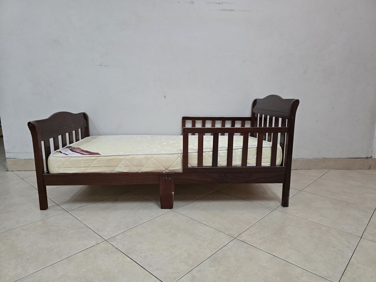 West Riffa, Baby & Kid Stuff, BHD 20,  Home Box Bed With Mattress