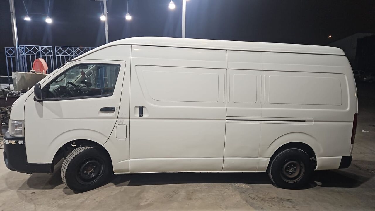 As Sulayyil, Vehicles, Cars & Trucks , SAR 68500,  HIACE HIGH ROOF,  2016,  Manual,  266317 KM,   For Sale