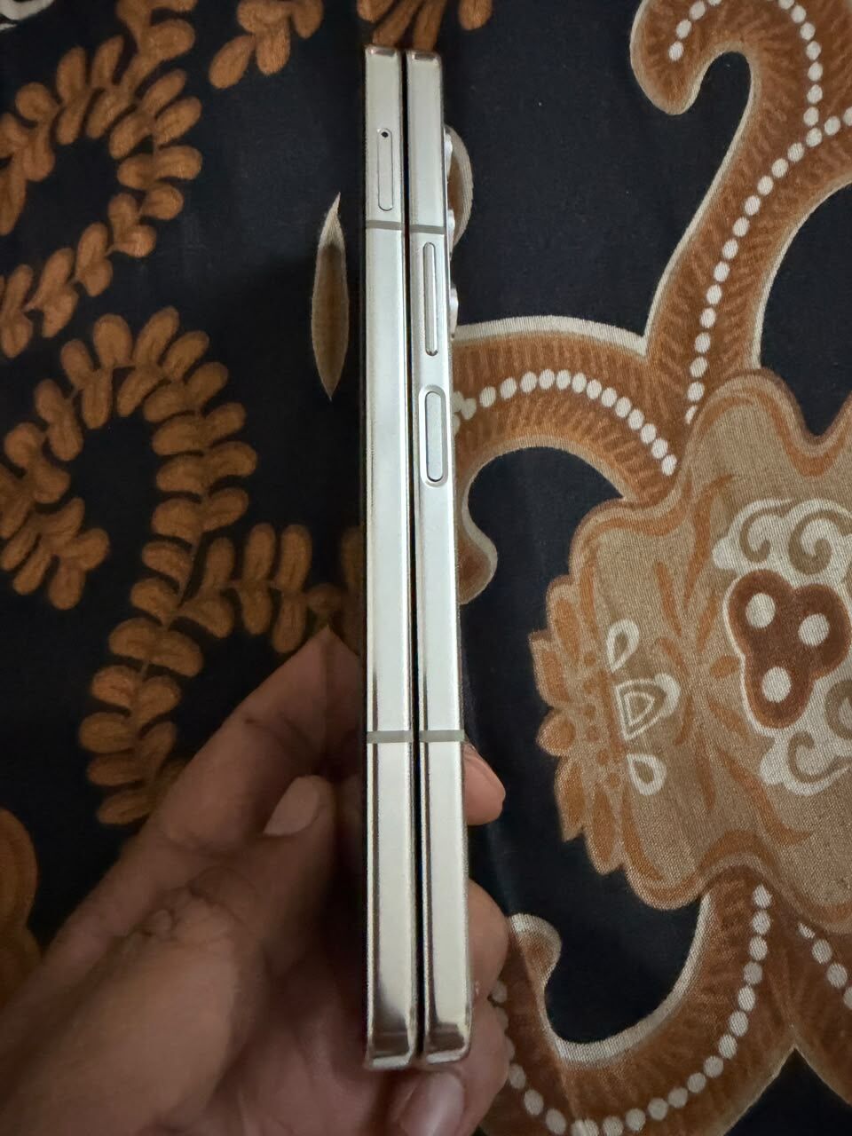 Riyadh, Mobile Phones, SAR 2700,  Samsung Fold 5
