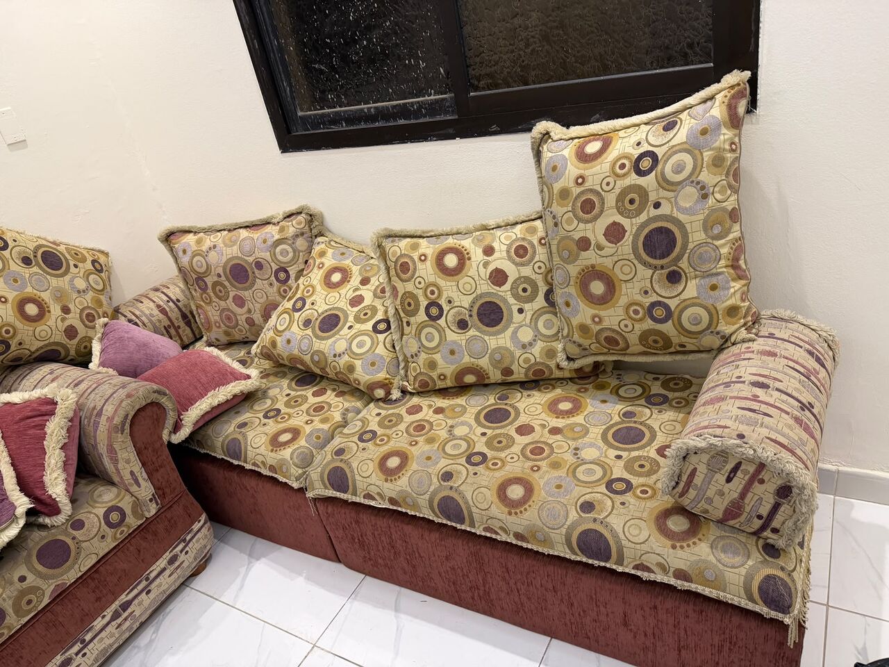 Akrabia, Household Items, SAR 550,  Washing Machine & Sofa Set