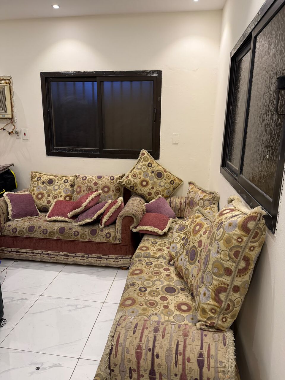 Akrabia, Household Items, SAR 550,  Washing Machine & Sofa Set