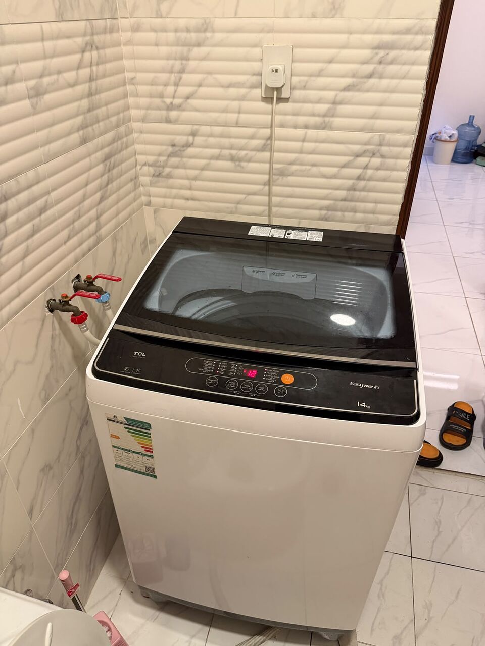 Akrabia, Household Items, SAR 550,  Washing Machine & Sofa Set
