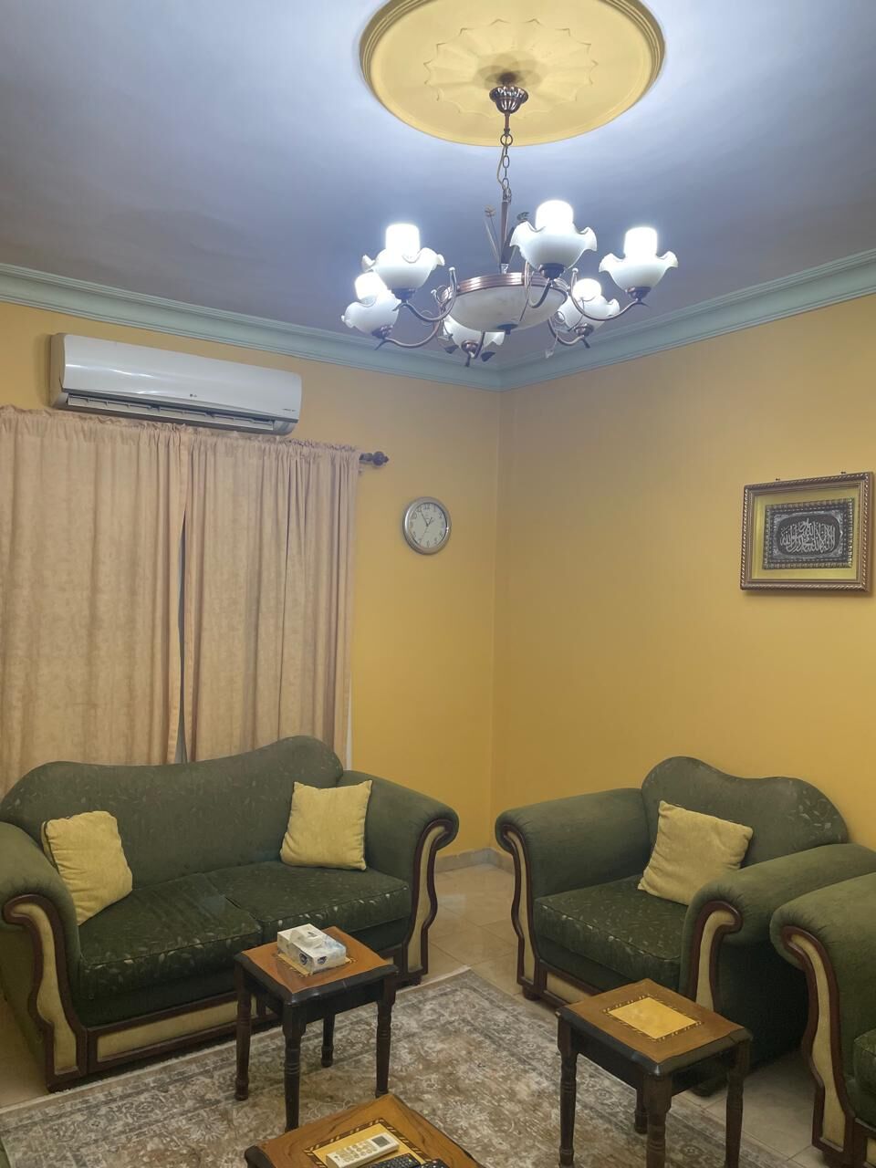 Riyadh, Furniture, SAR 18000,  شقة للإيجار بحي الورود بالرياض – شرط شرا