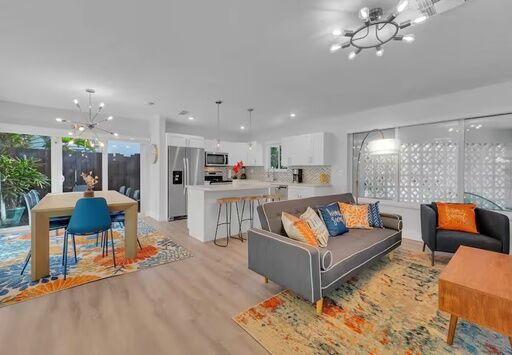 Toronto, Rooms for Rent, Furnished,  Comfortable Homestay Accommodation In Milton, Canada