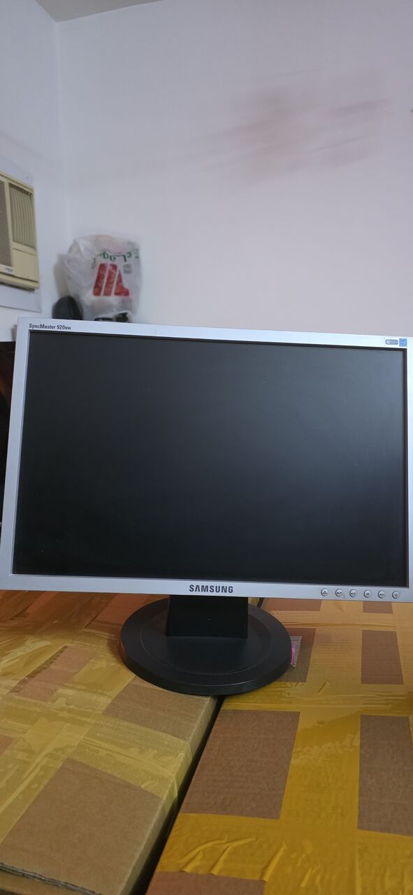 Al Malaz, Computers, SAR 1140,  Monitors, Graphic Equaliser And Printers For Sale