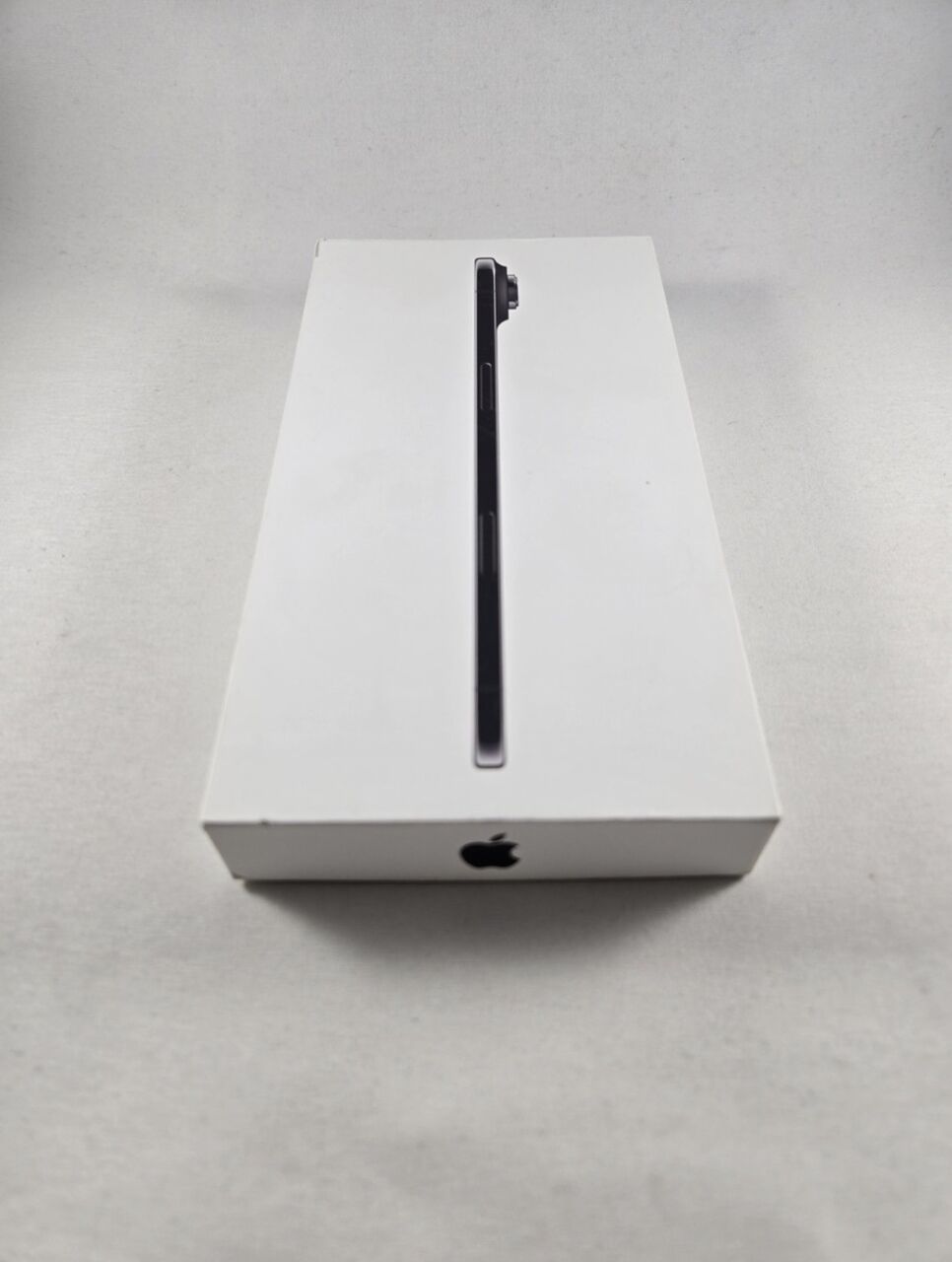 Riyadh, Mobile Phones, SAR 4600,  SAR 4600 - 1 Terabyte (1024 GB) - IPhone 17 Air (Black)