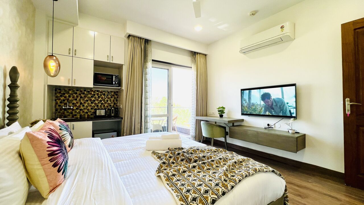 Gurgaon, Apartments, Flats, Houses & Villas, INR 3700/day,  Furnished,  Studio,  375 Sq. Feet,  Luxury Studio Apartments  With Bathtub