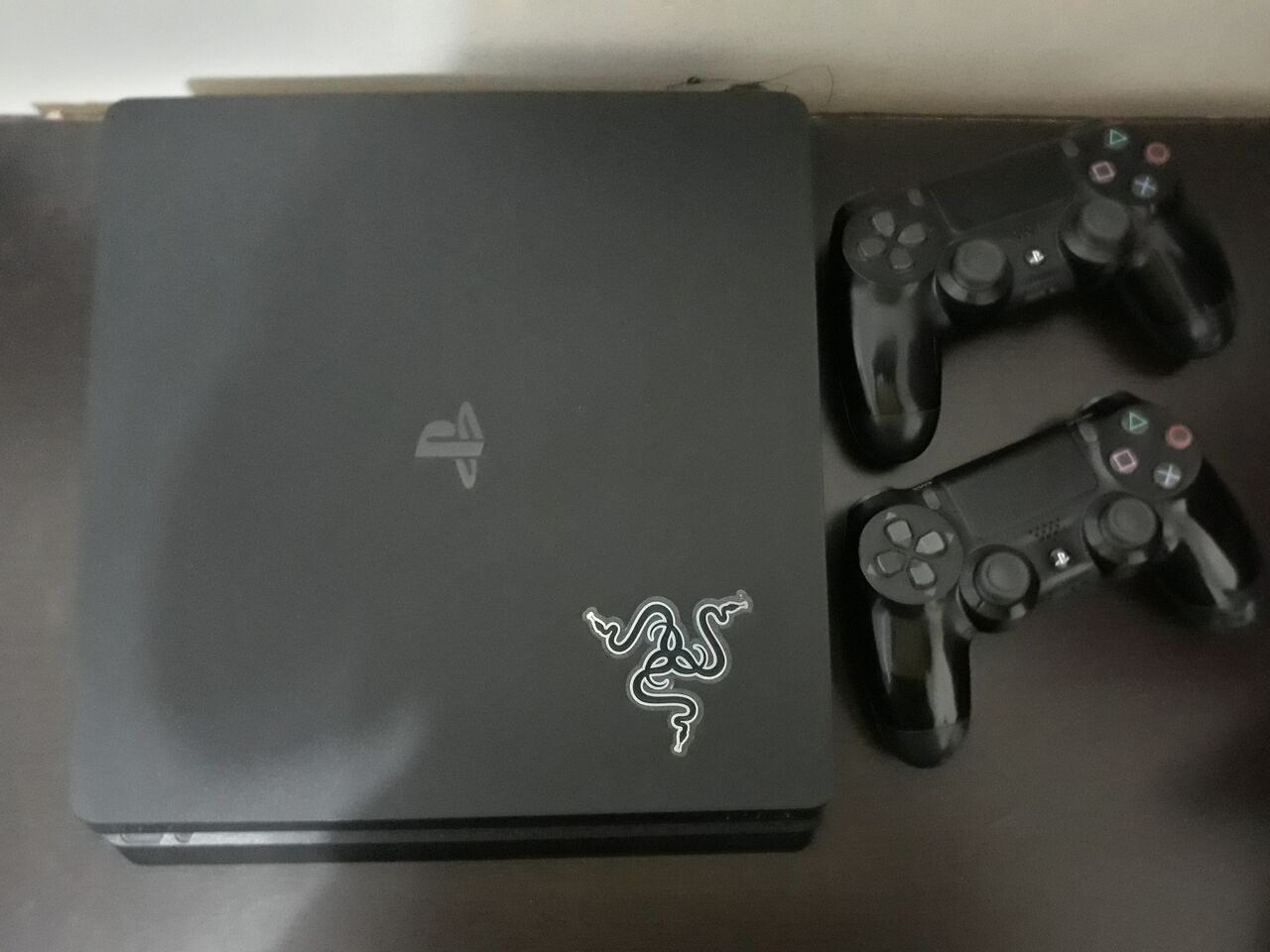 Riyadh, Video Games, SAR 1150,  Ps4 Slim 1TB + 2 Controllers + 7 Games | Excellent Condition
