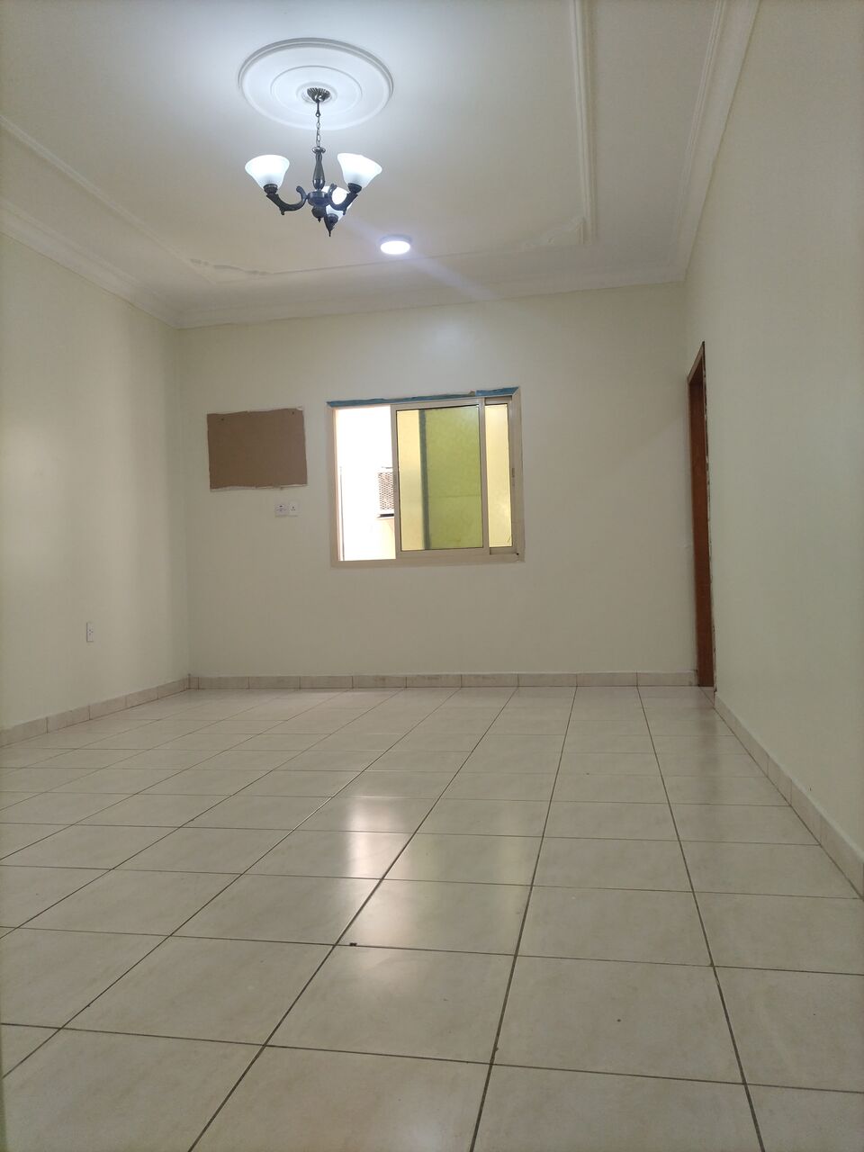 Khobar, Apartments, Flats, Houses & Villas, SAR 23/year,  4 BR,  Family Apartment For Rent (4 Rooms, Hall, Two Bathrooms, Two Entrances)