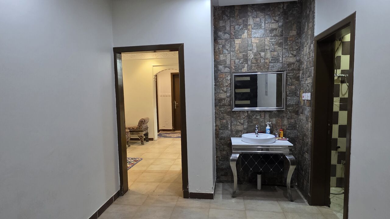 Riyadh, Apartments, Flats, Houses & Villas, SAR 25000/year,  3 BR,  Furnished Apartment 3BHK AlShifa 12500 6 Month