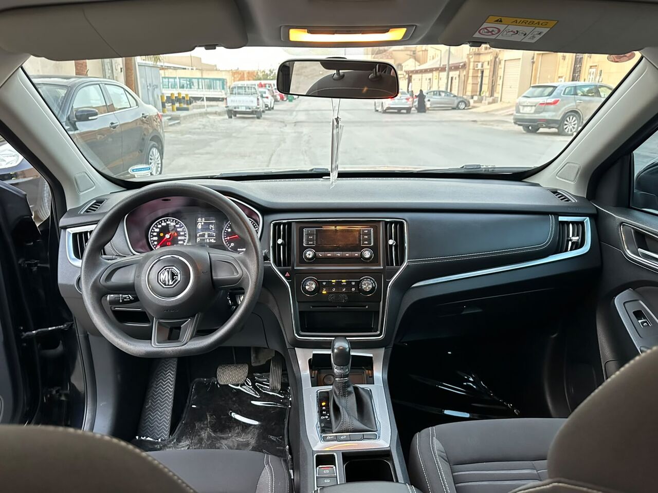 Riyadh, Vehicles, Cars & Trucks , SAR 40000,  MG RX5,  2023,  Automatic,  115000 KM,    With Mid Option For Sales (Accident Free)