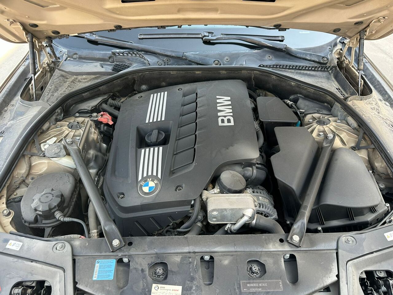 Riyadh, Vehicles, Cars & Trucks , SAR 39000,  BMW 523i,  2011,  Automatic,  129000 KM,    Fully Loaded With Sunroof For Sales (Accident Free) N Low Odo