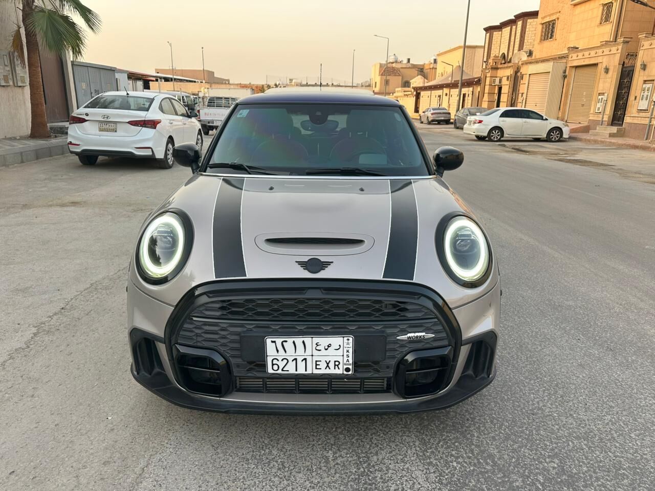 Riyadh, Vehicles, Cars & Trucks , SAR 130000,  Mini Cooper Coupe,  2023,  Automatic,  42000 KM,   Mini Cooper Full Options With Sunroof N Very Reasonable Price 2nd Owner