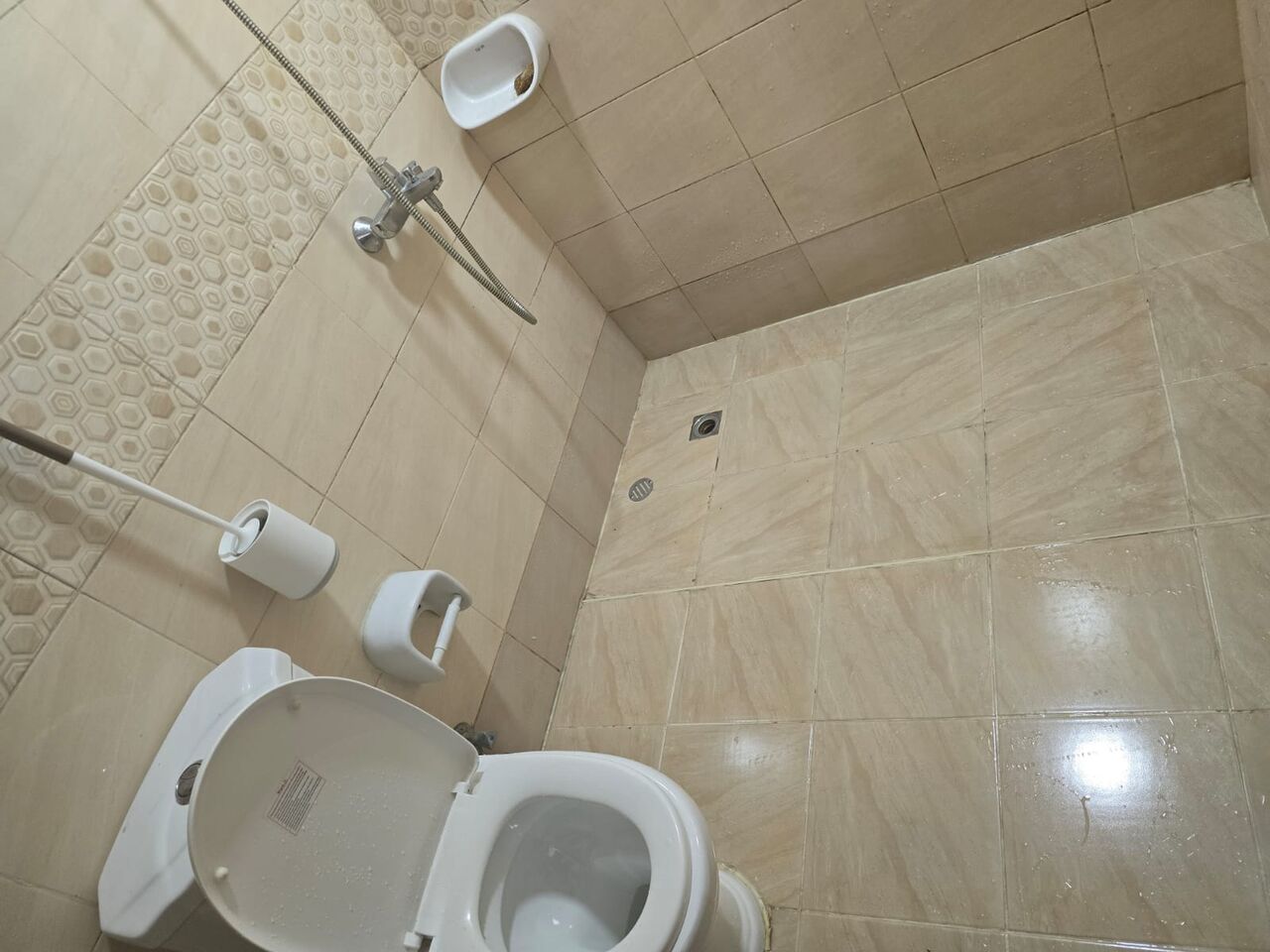 International City, Bedspace For Rent, AED 900/month,  4 Sq. Feet,  BEDSPACE - EXECUTIVE LADIES