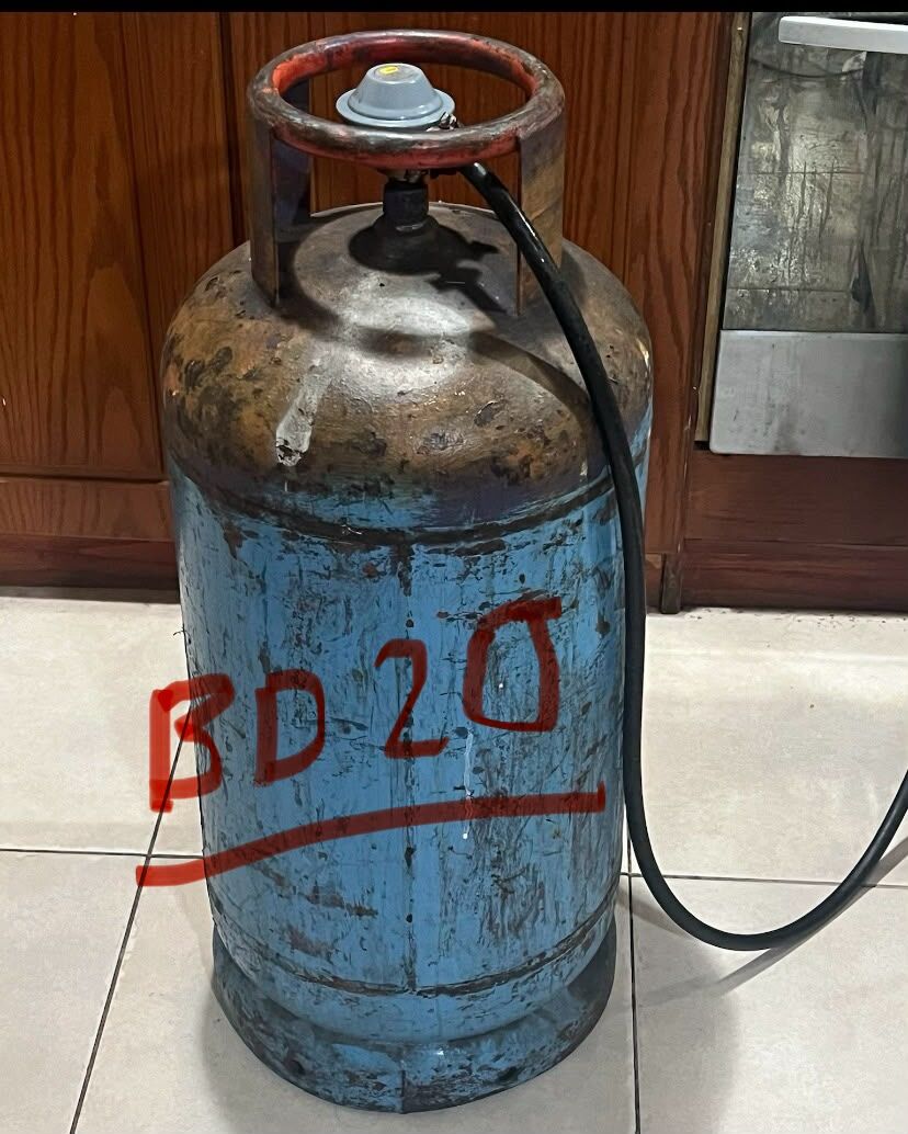Manama, Household Items, BHD 20,  Clynder With New Regulator 20 Bd Msg 3670 8372 Wts Ap