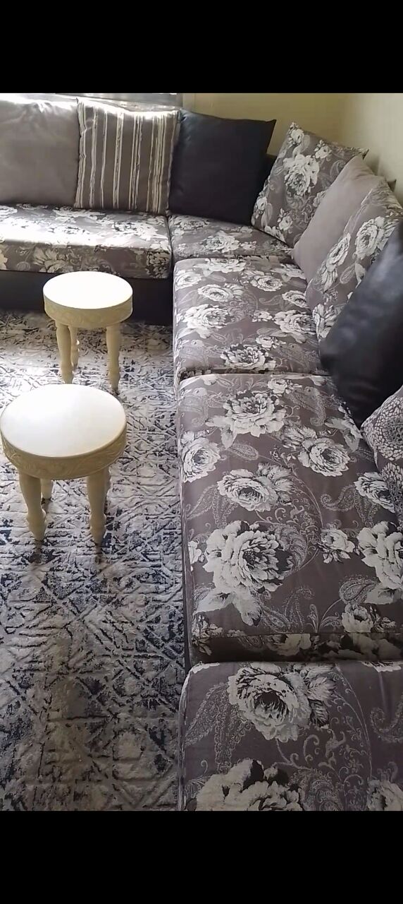 Jeddah, Free Items, SAR 200,  200 Ryial Long Seat Sofa