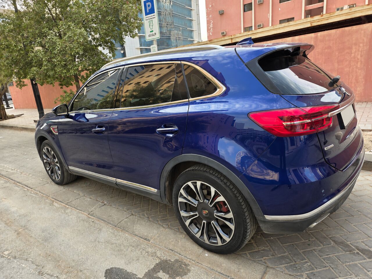 Al Sulaymaniyyah, Vehicles, Cars & Trucks , SAR 65000,  HONGQI HS5 AWD,  2022,  Automatic,  55000 KM,   ( Model) SUV Full Option