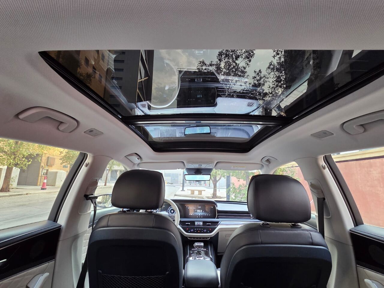 Al Sulaymaniyyah, Vehicles, Cars & Trucks , SAR 65000,  HONGQI HS5 AWD,  2022,  Automatic,  55000 KM,   ( Model) SUV Full Option