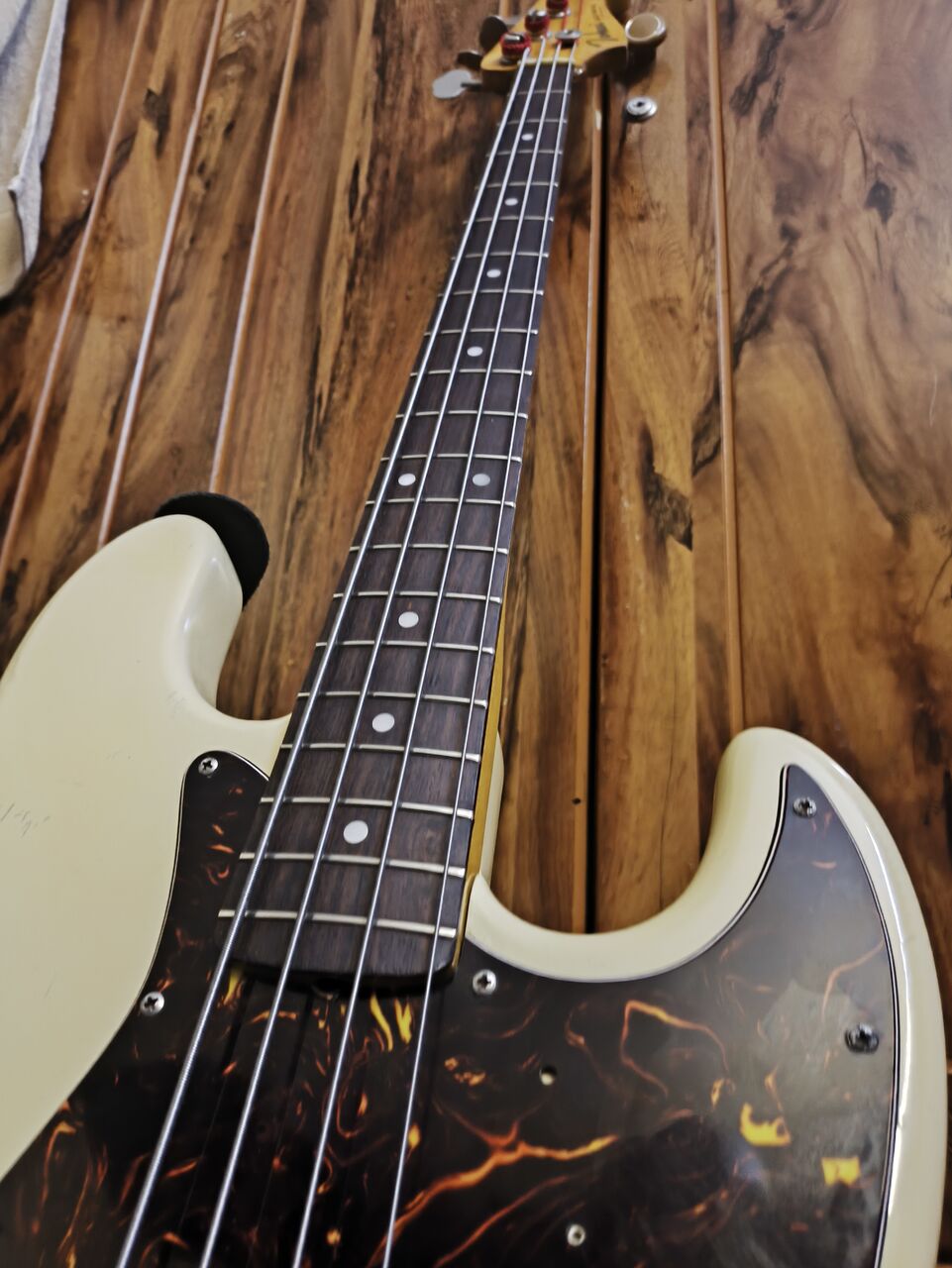 Ghirnatah, Musical Instruments, SAR 3750,  Vintage Tokai Jazz Bass (Made In Japan) 70-80
