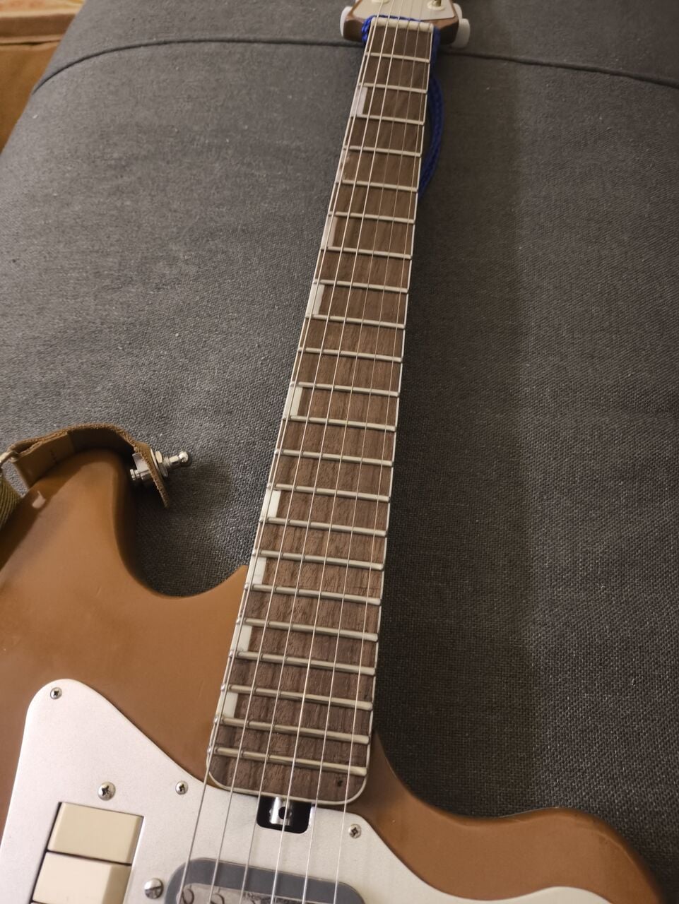 Ghirnatah, Musical Instruments, SAR 3750,  Teisco TG-64 Vintage 60