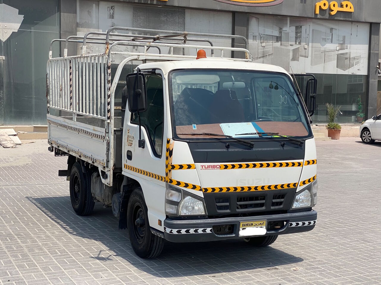 Manama, Vehicles, Cars & Trucks , BHD 2450,  Isuzu QKR,  2016,  Manual,  173550 KM,    (White)