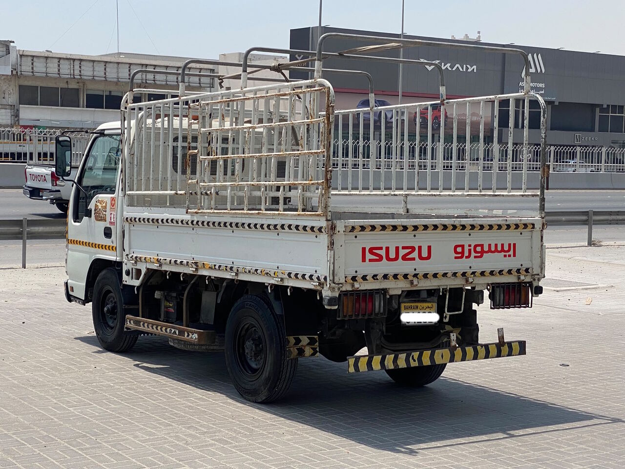 Manama, Vehicles, Cars & Trucks , BHD 2450,  Isuzu QKR,  2016,  Manual,  173550 KM,    (White)
