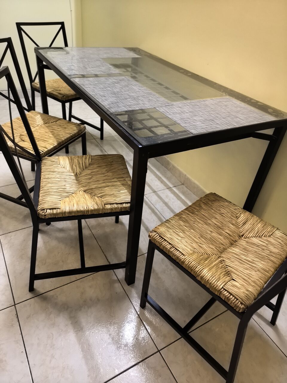 Jeddah, Appliances, SAR 500,  Homecenter Dinning Table
