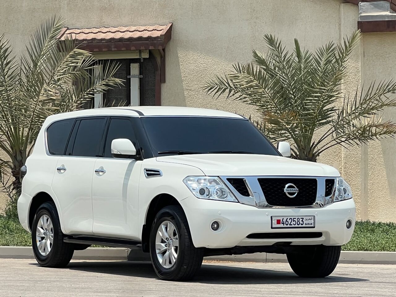 Riffa, Vehicles, Cars & Trucks , BHD 7900,  NISSAN PATROL SE,  2012,  Automatic,  12000 KM,   MODEL  FOR SALE