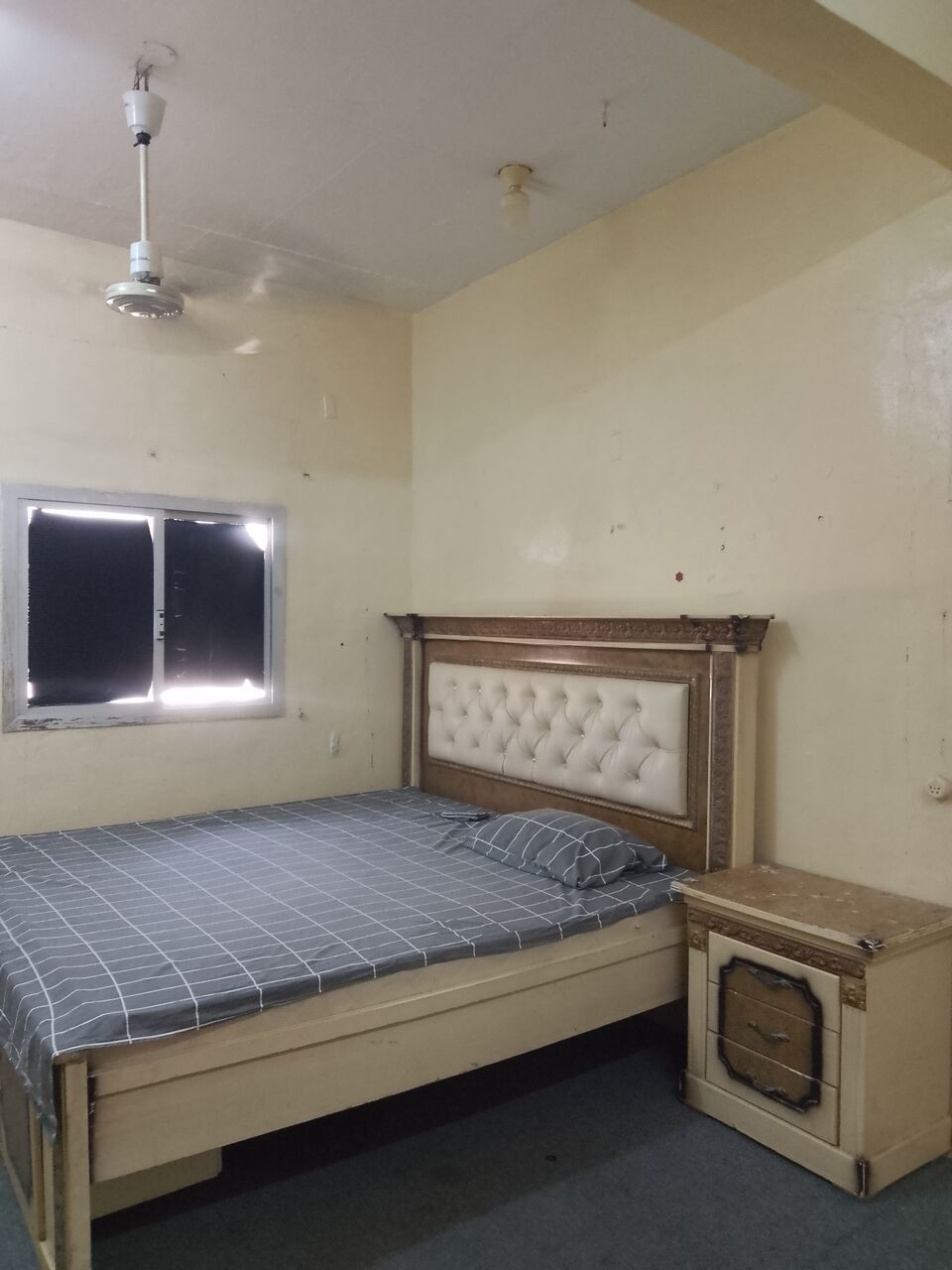 Abqaiq, Apartments, Flats, Houses & Villas, Furnished Bachelor Big Room Available Ealectricity And Water Bill Include 850