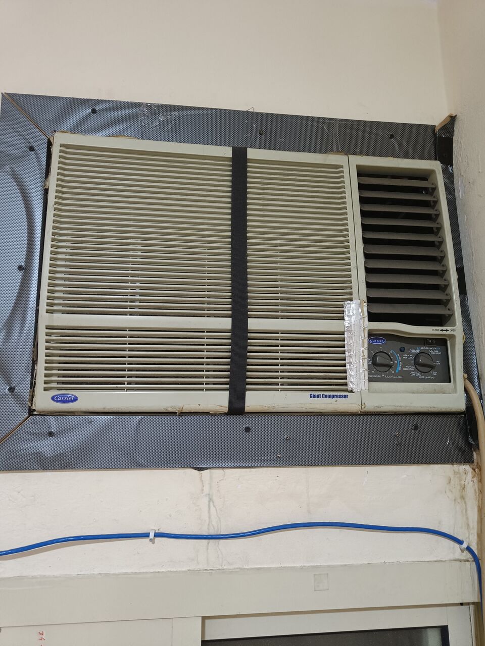Al Thuqbah, Air Conditioners, SAR 500,  Carrier Giant Compressor Window Ac For SAR500!!!
