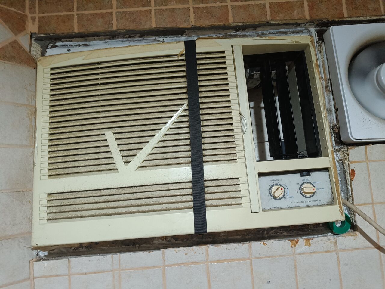 Al Thuqbah, Air Conditioners, SAR 450,  Window Ac For Sale 450!!!!!!!