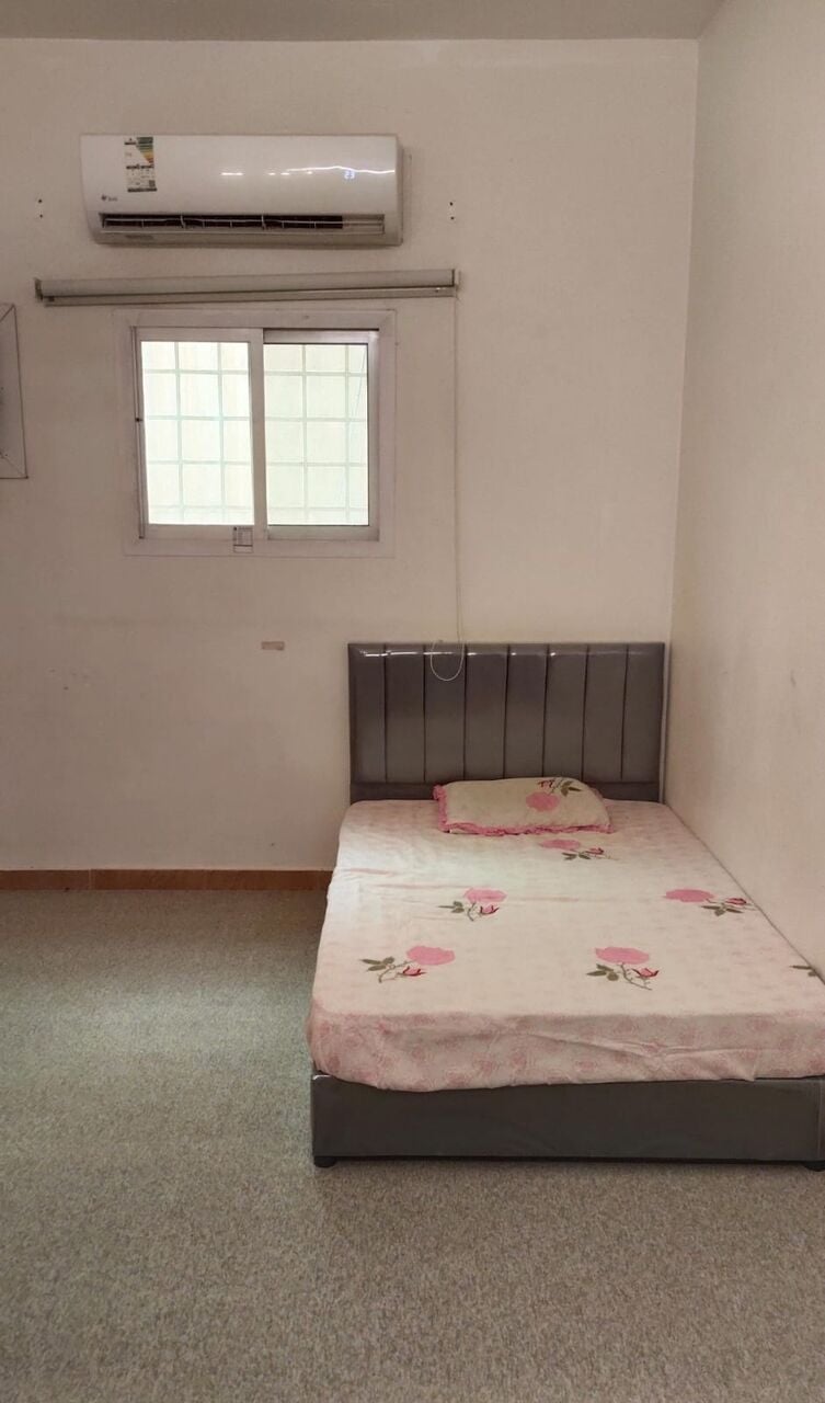 Riyadh, Rooms for Rent, SAR 1500/month,  Executive Bachelor Room Available &ndash; Granada (Gurnatah), Riyadh