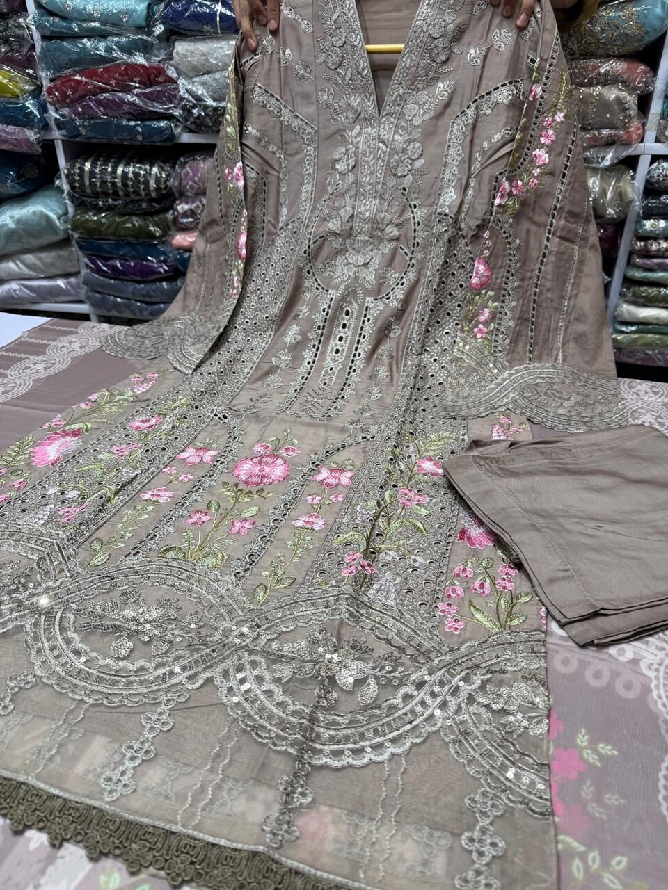 Thuqbah, Clothing & Accessories, SAR 180,  Ready To Wear