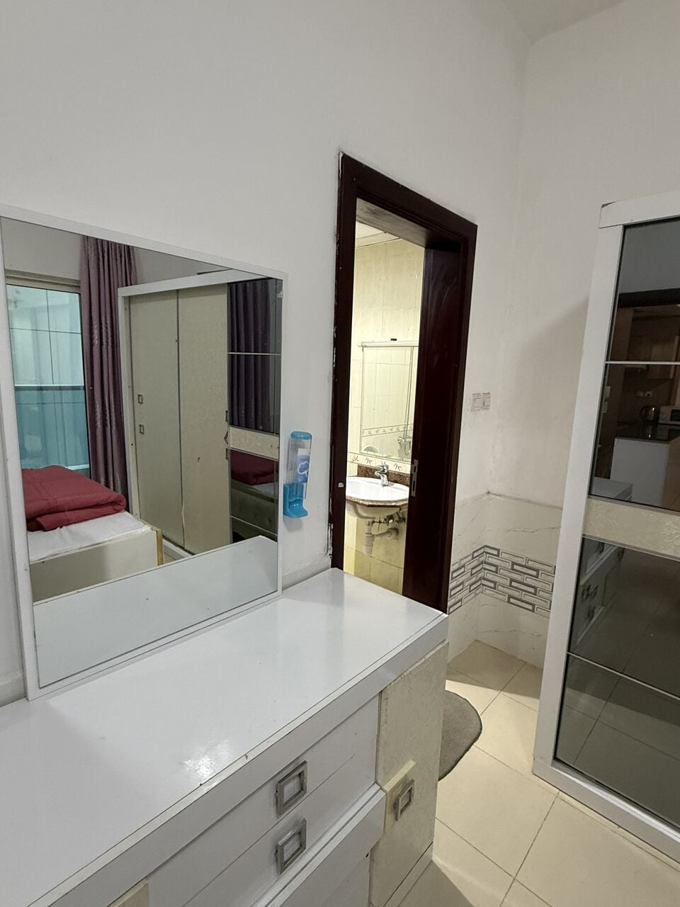 Ajman, Apartments, Flats, Houses & Villas, AED 3700/month,  1 BR,  Fully Furnished 1-Bedroom Apartment For Weekly & Monthly Rent | City Towers, Al Nuaimiya,