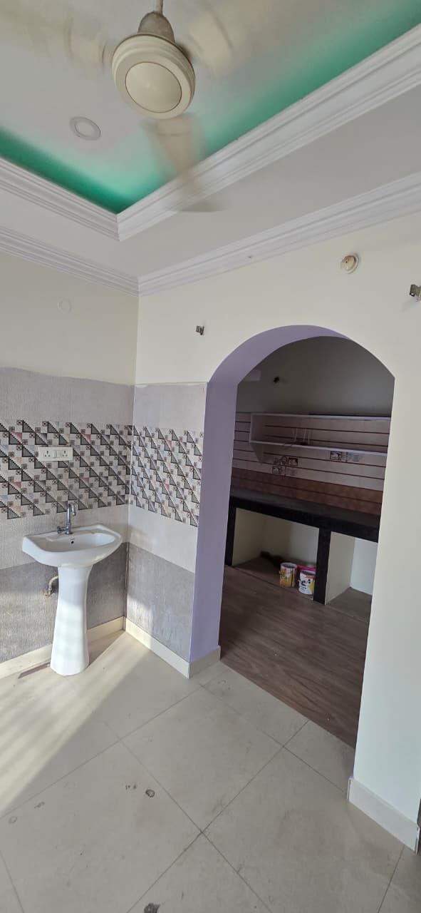 Hyderabad, Apartments, Flats, Houses & Villas, INR 55/month,  3 BR,  3 BHK Flat For Sale In Tolichowki (Paramount Colony