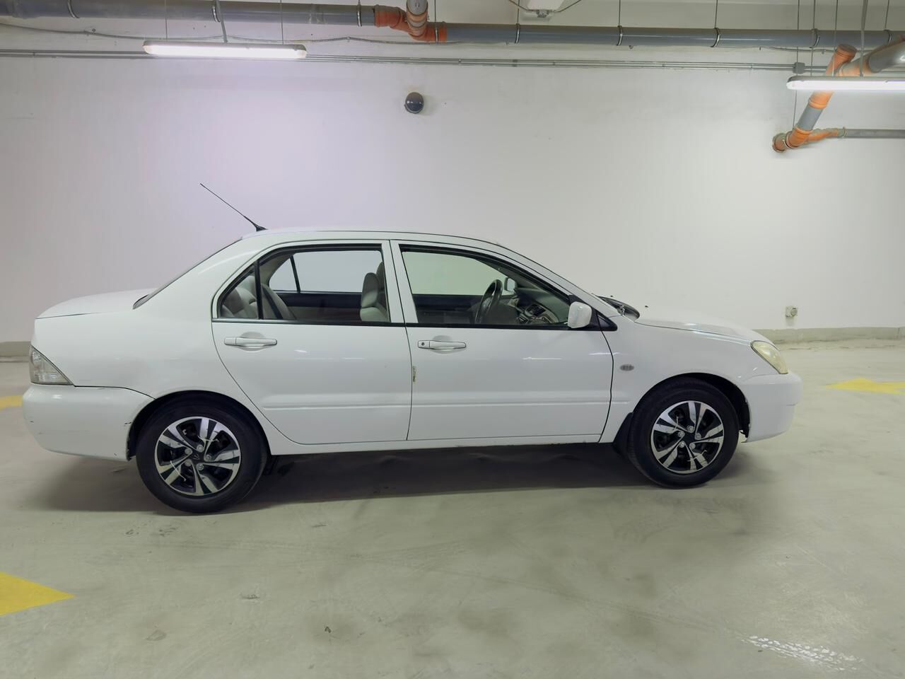 Riyadh, Vehicles, Cars & Trucks , SAR 15000,  Mitsubishi Lancer,  2011,  Automatic,  320 KM,   Glx