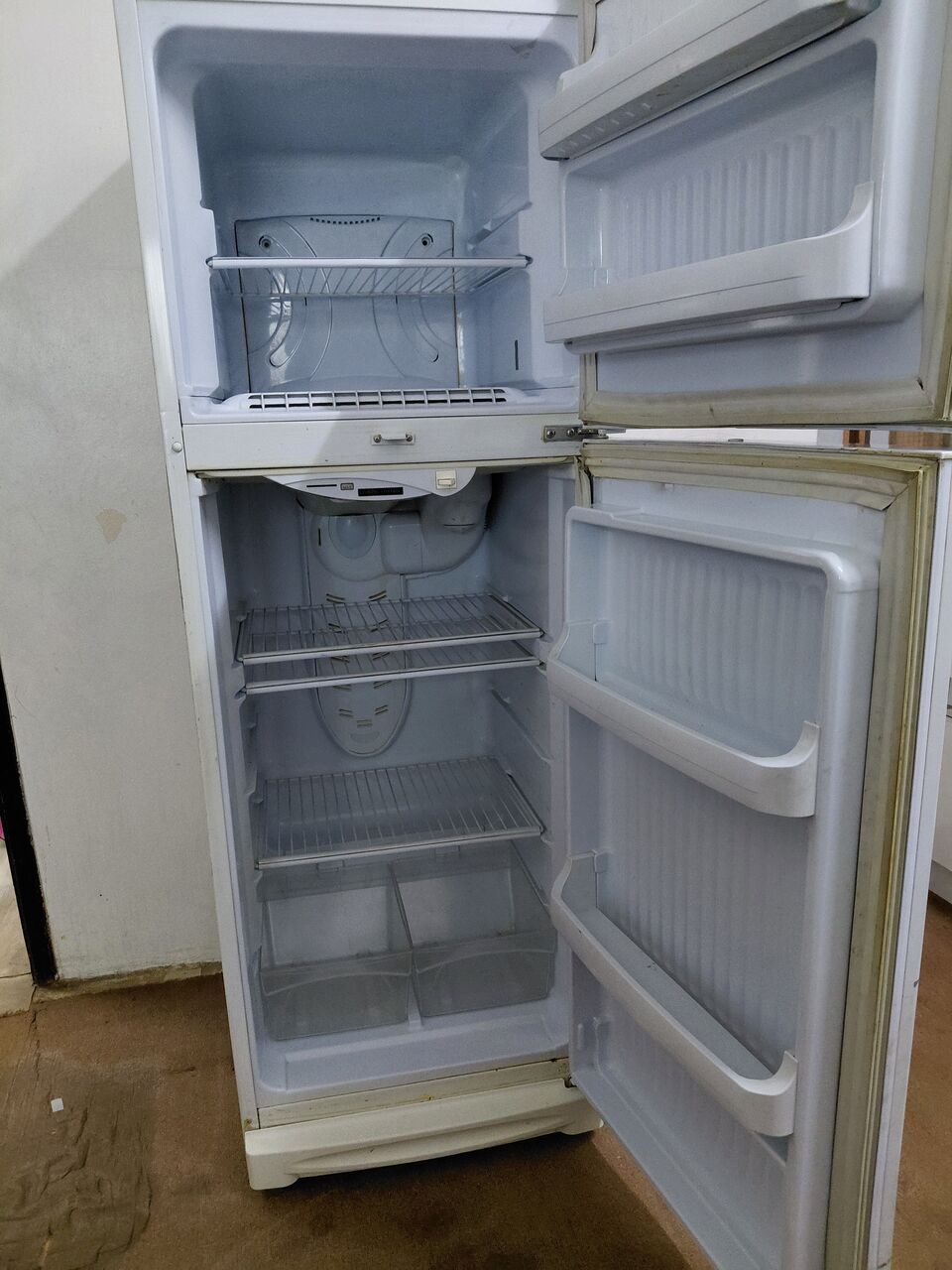 Hara, Appliances, SAR 500,  Frige