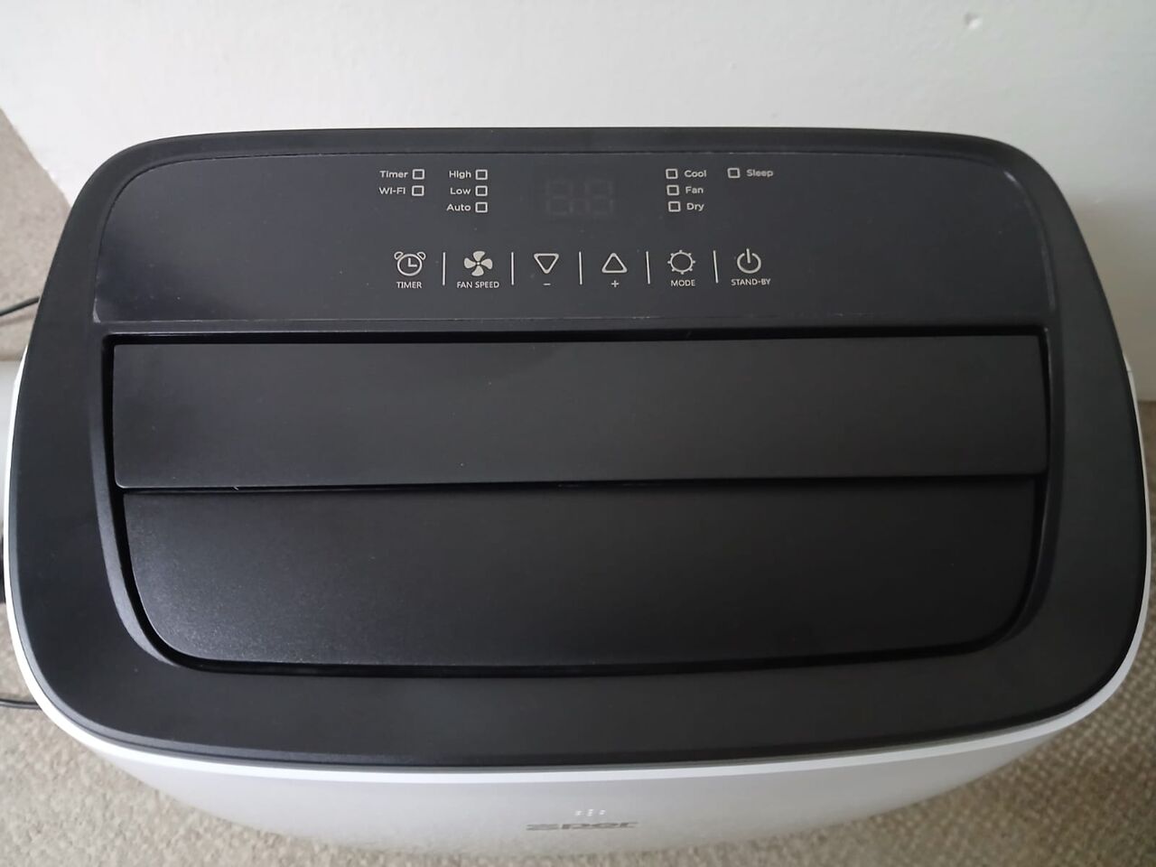 Riyadh, Electronics, SAR 900,  Portable AC For Sale Slightly Used, In Warranty. Same Like New  With Remote And Wifi