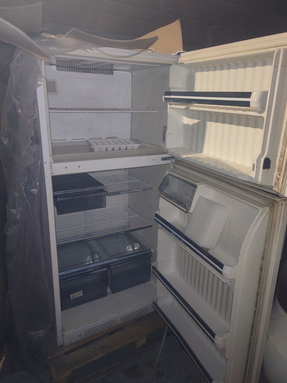 Jeddah, Household Items, SAR 450,  Refrigerator For Sale
